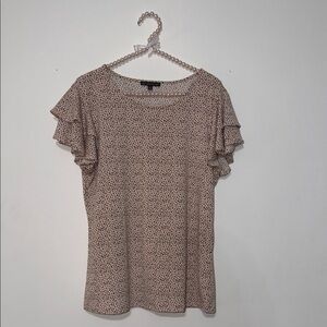 🥀Adrianna Papell Black and Tan Ruffle Sleeve Blouse